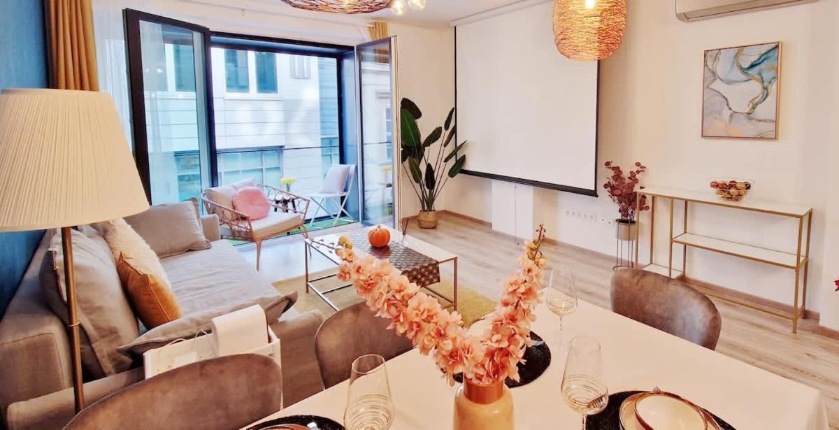 A101 - Liberty Bridge Projection Home With Free Parking 부다페스트 외부 사진
